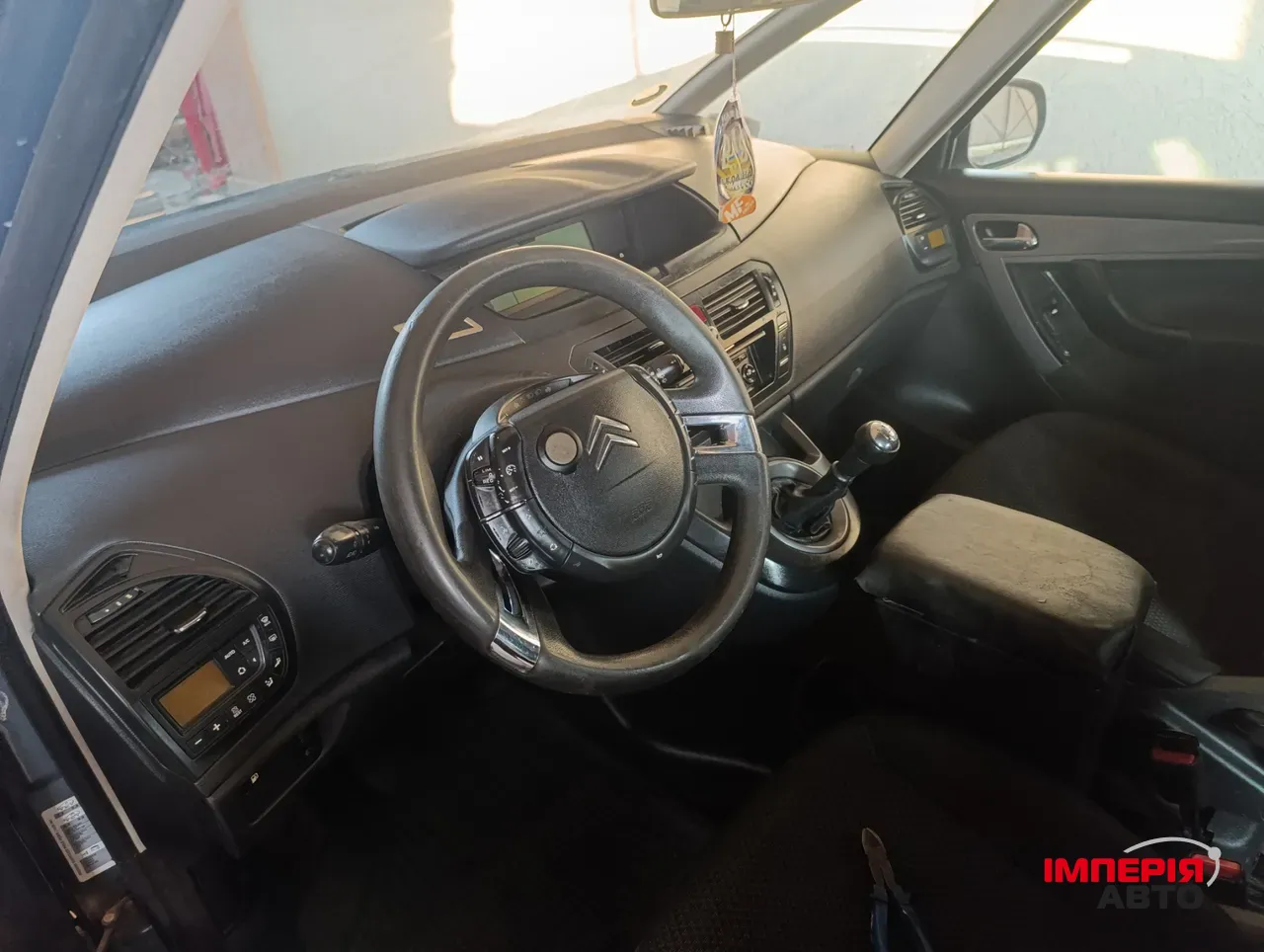Citroen C4 Picasso - фото 11
