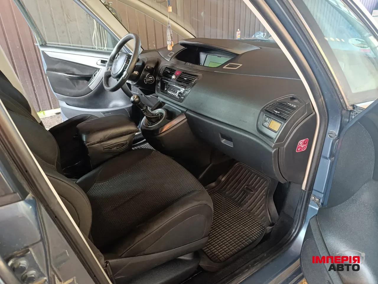 Citroen C4 Picasso - фото 15