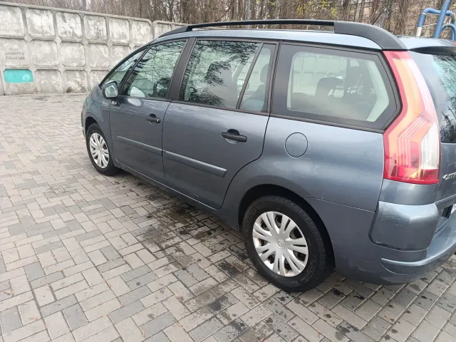 Citroen C4 Picasso - фото 5