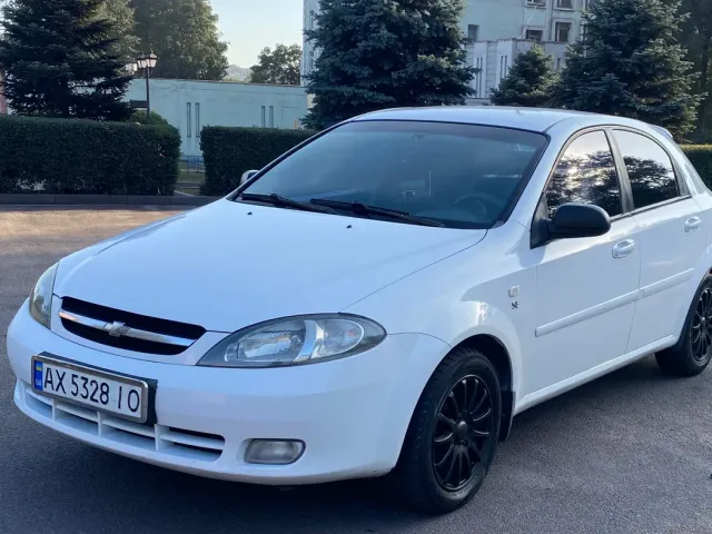Chevrolet Lacetti - фото 2