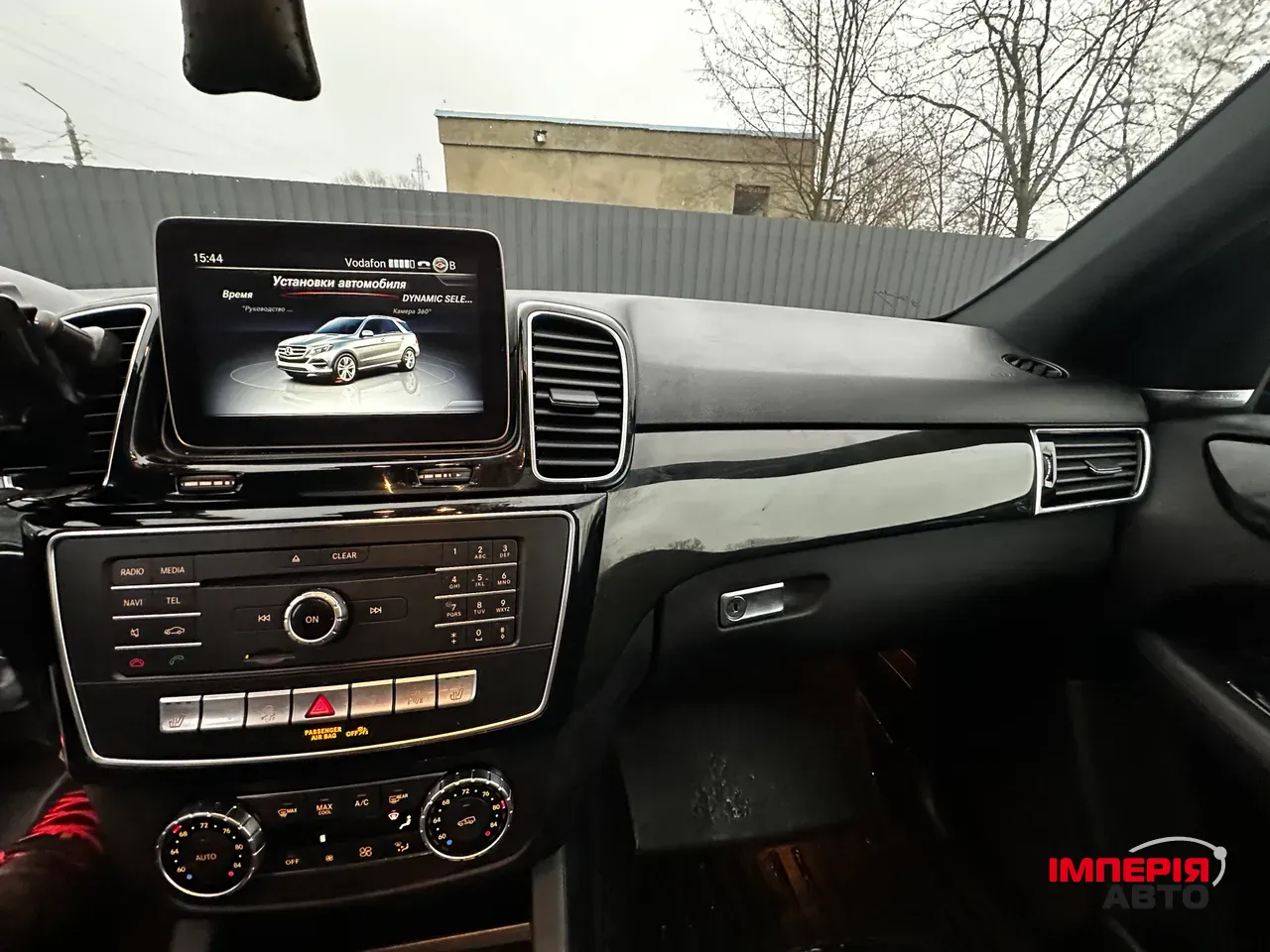 Mercedes-Benz GLE - фото 28