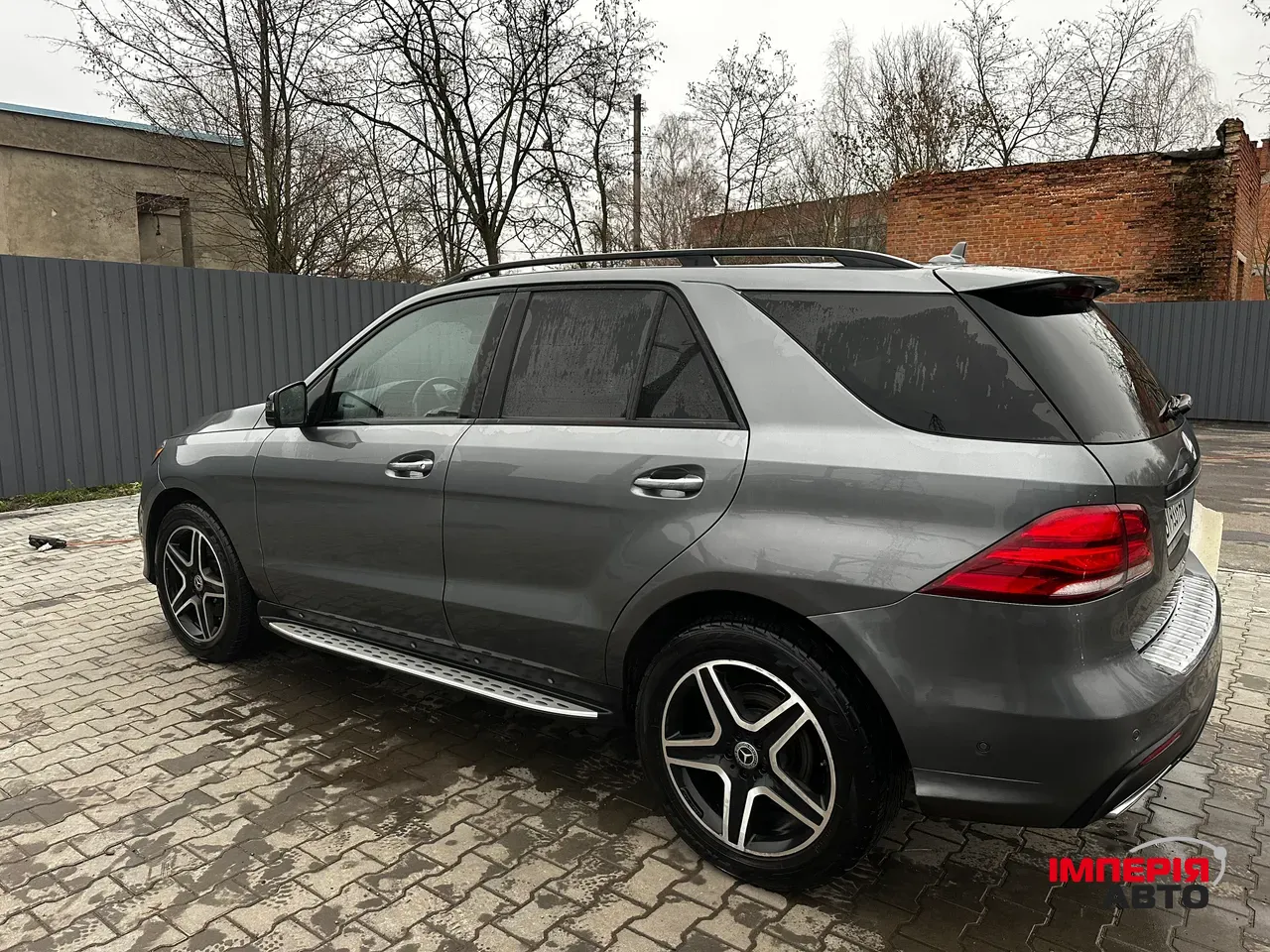 Mercedes-Benz GLE - фото 9