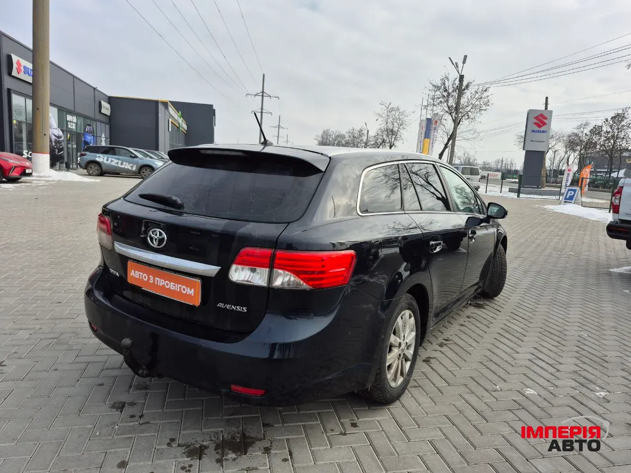 Toyota Avensis - фото 5