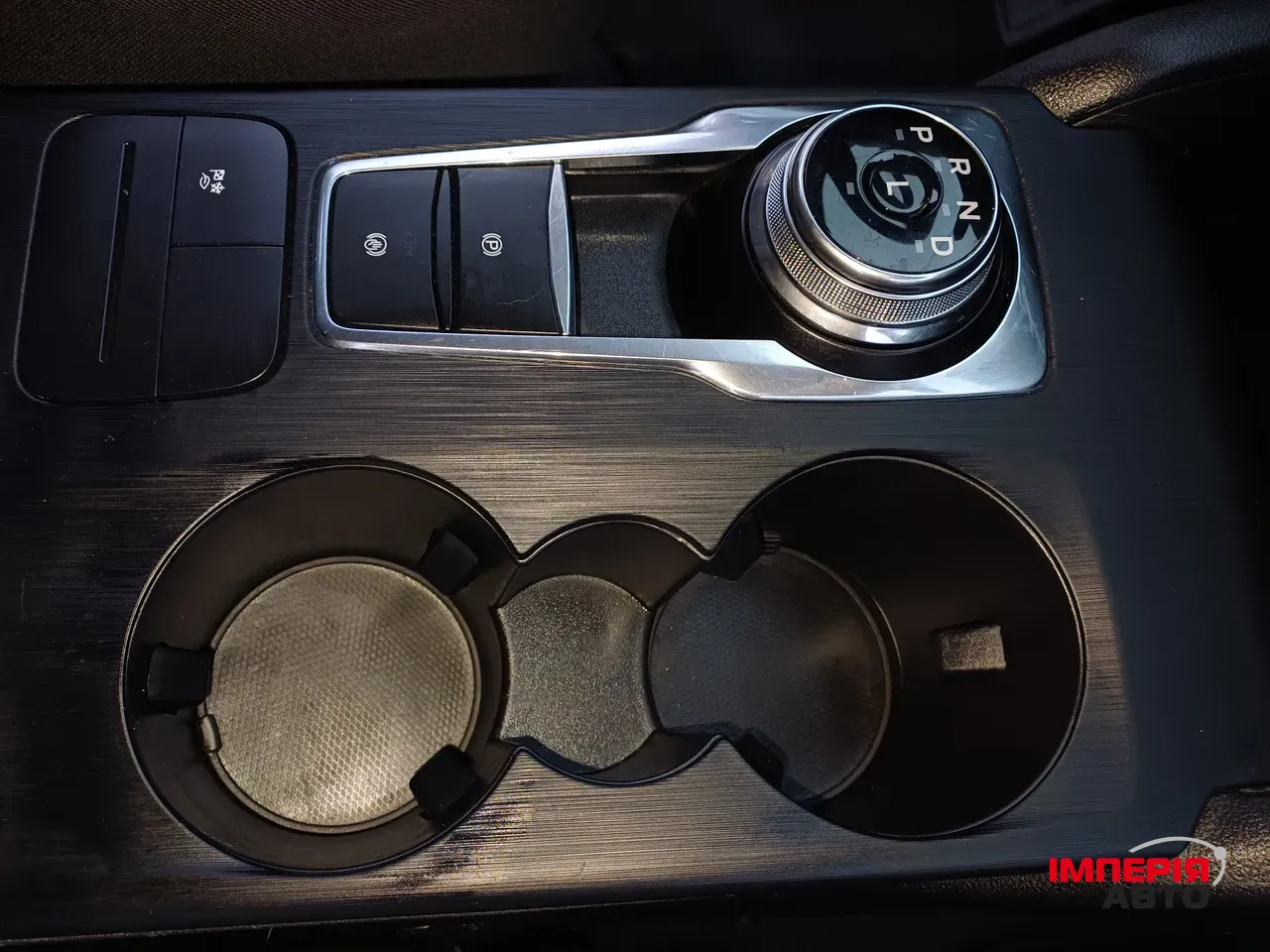 Ford Escape - фото 13