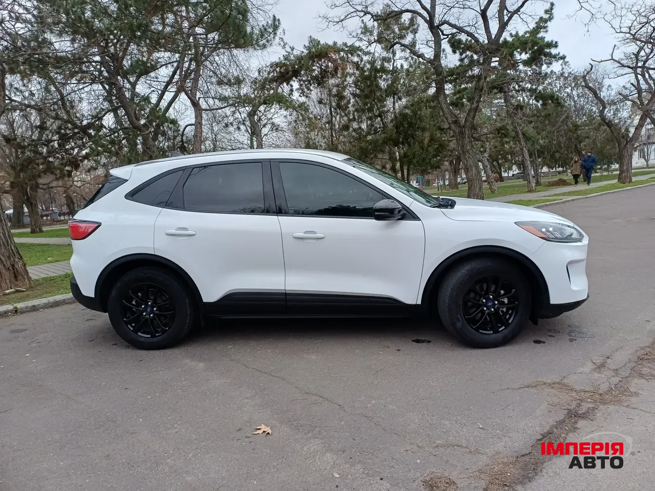 Ford Escape - фото 12