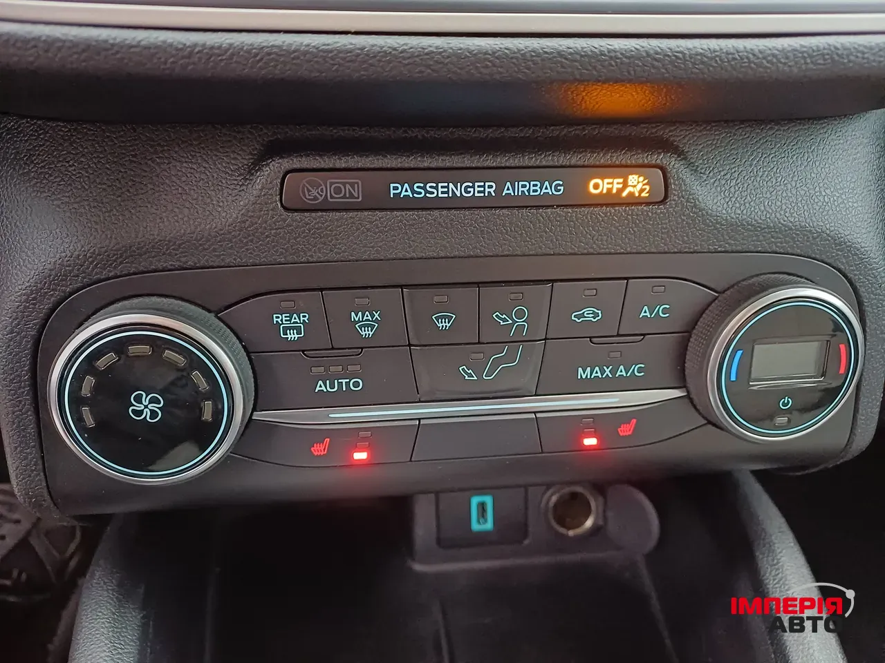 Ford Escape - фото 10