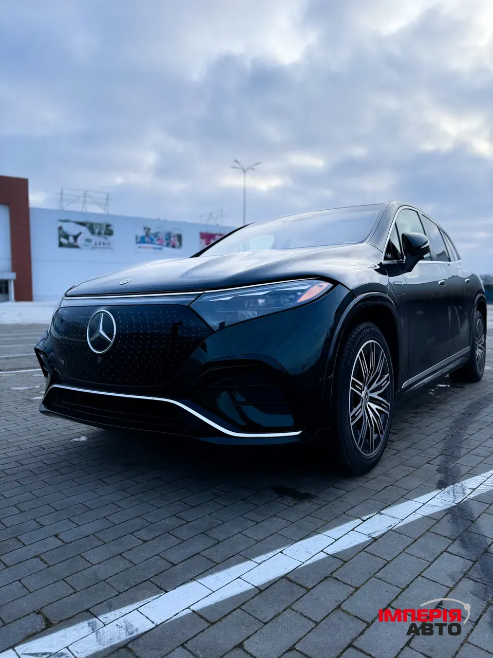 Mercedes-Benz EQS SUV - фото 3