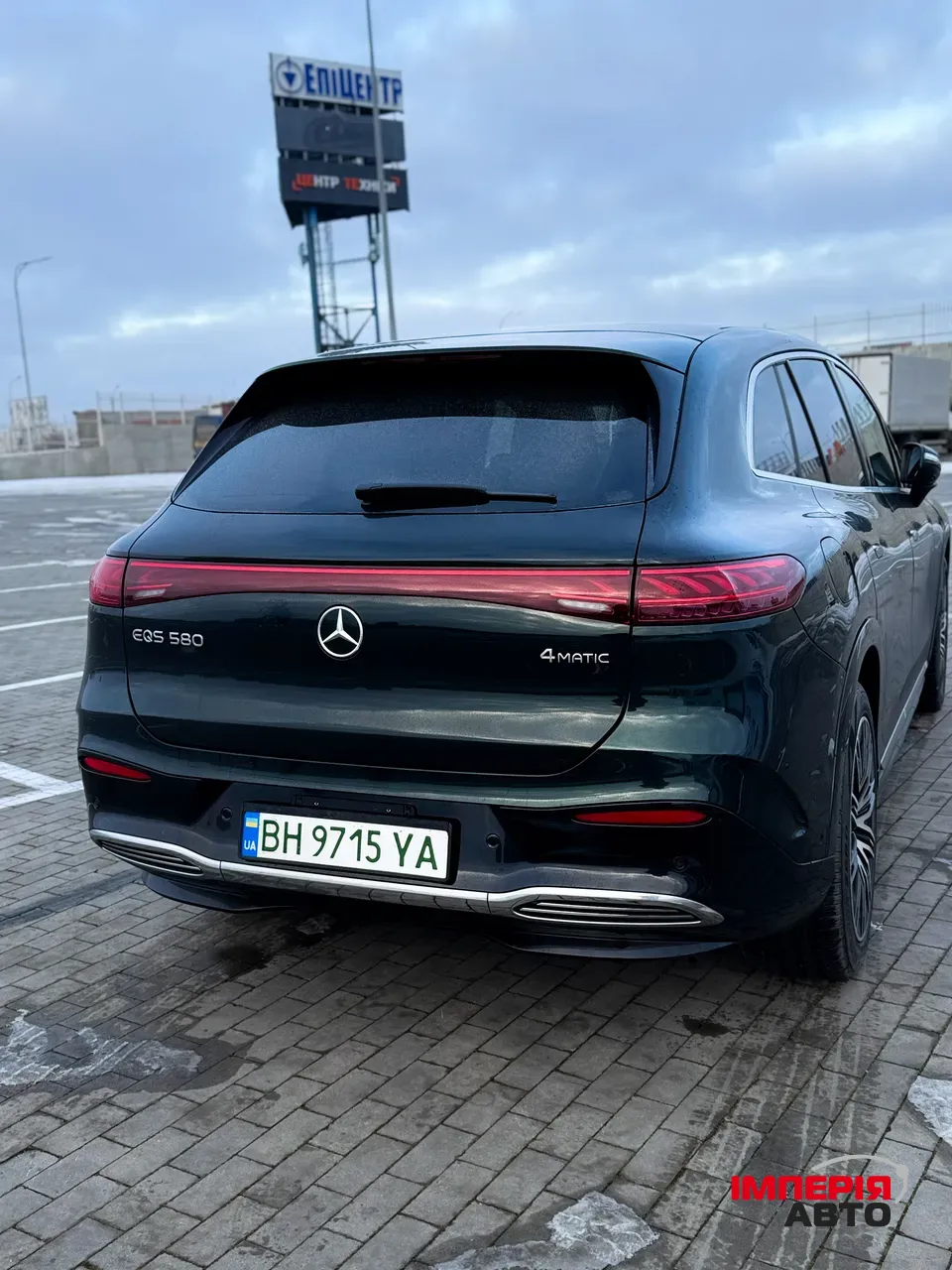 Mercedes-Benz EQS SUV - фото 4