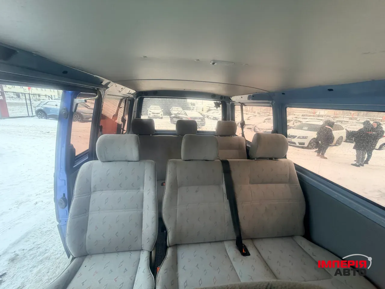 Volkswagen Transporter - фото 9