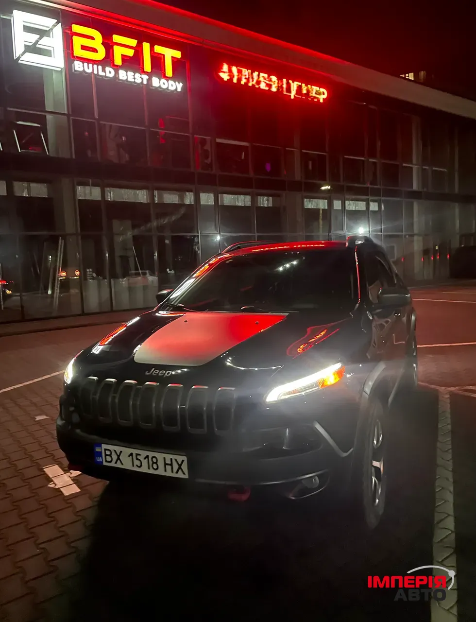 Jeep Cherokee - фото 1