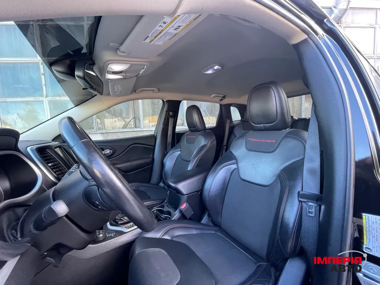 Jeep Cherokee - фото 12