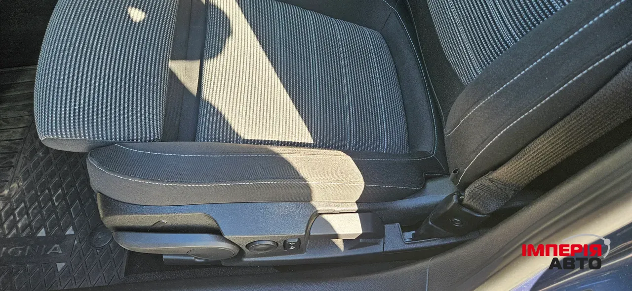 Opel Insignia - фото 23