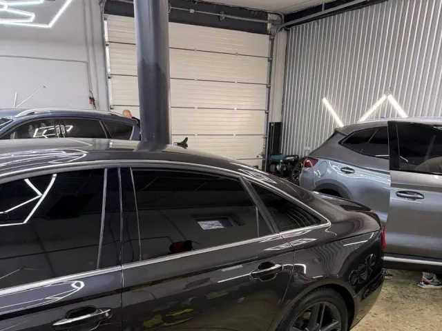 Audi A6 - фото 3