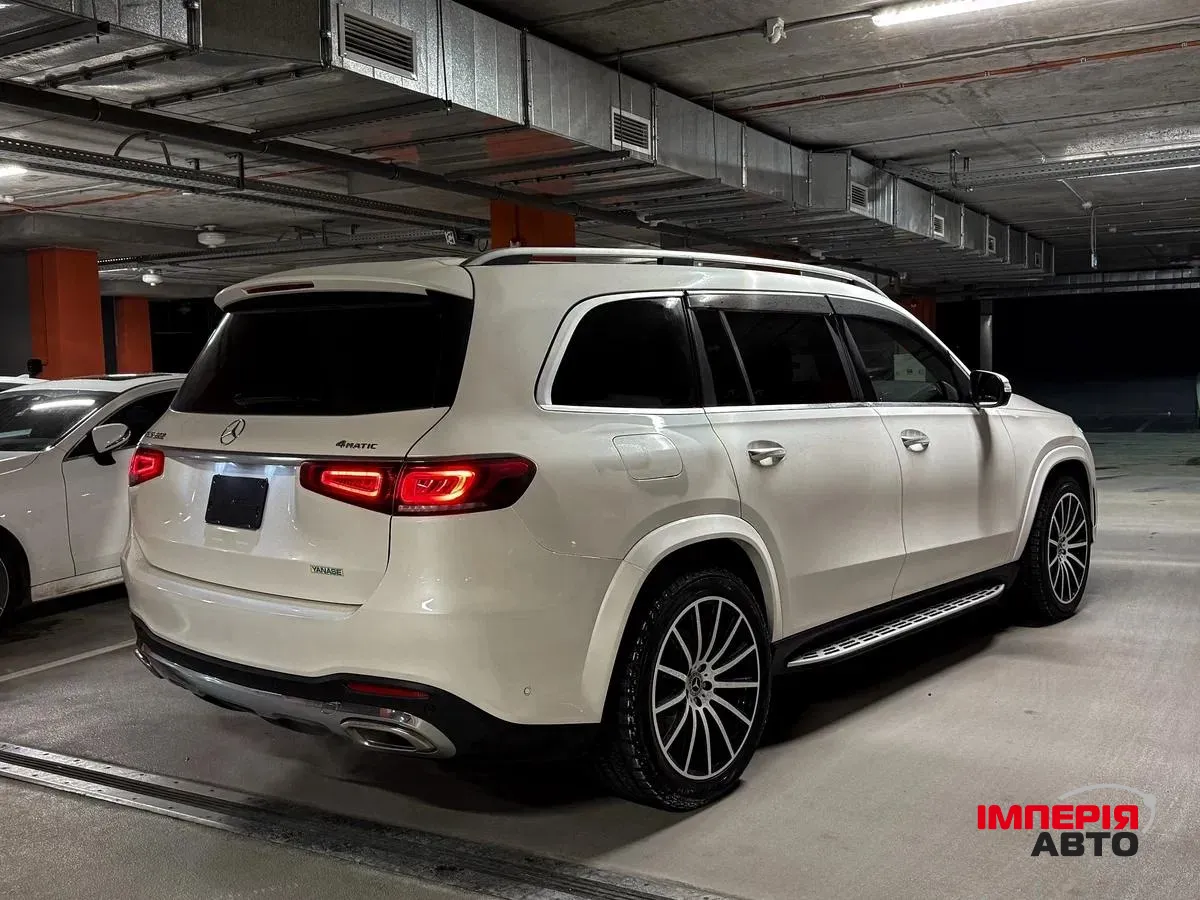 Mercedes-Benz GLS - фото 4