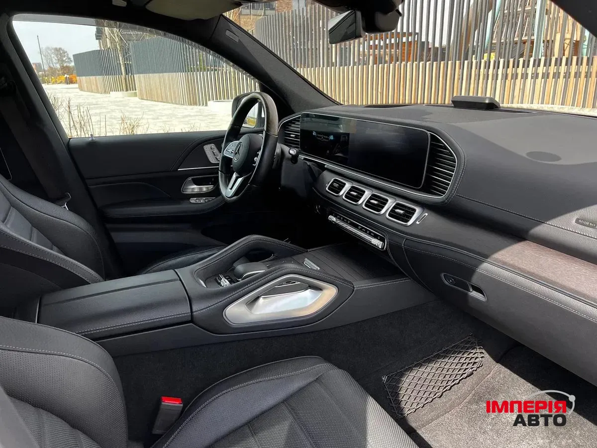 Mercedes-Benz GLS - фото 7