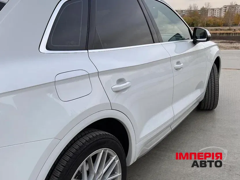 Audi Q5 - фото 3