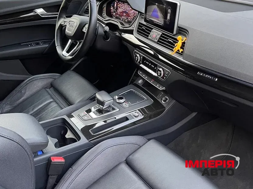 Audi Q5 - фото 6