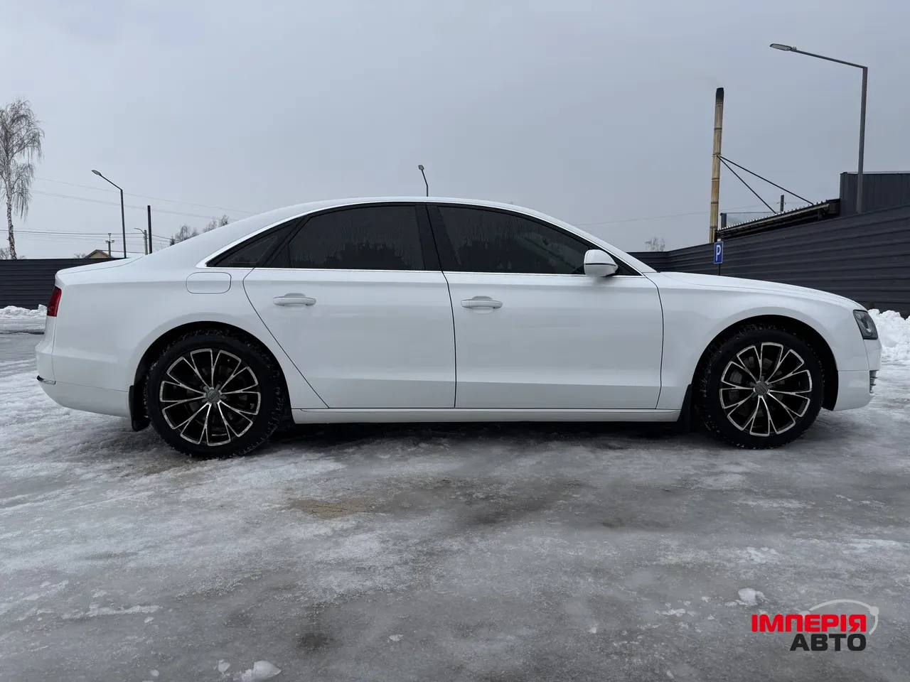 Audi A8 - фото 7
