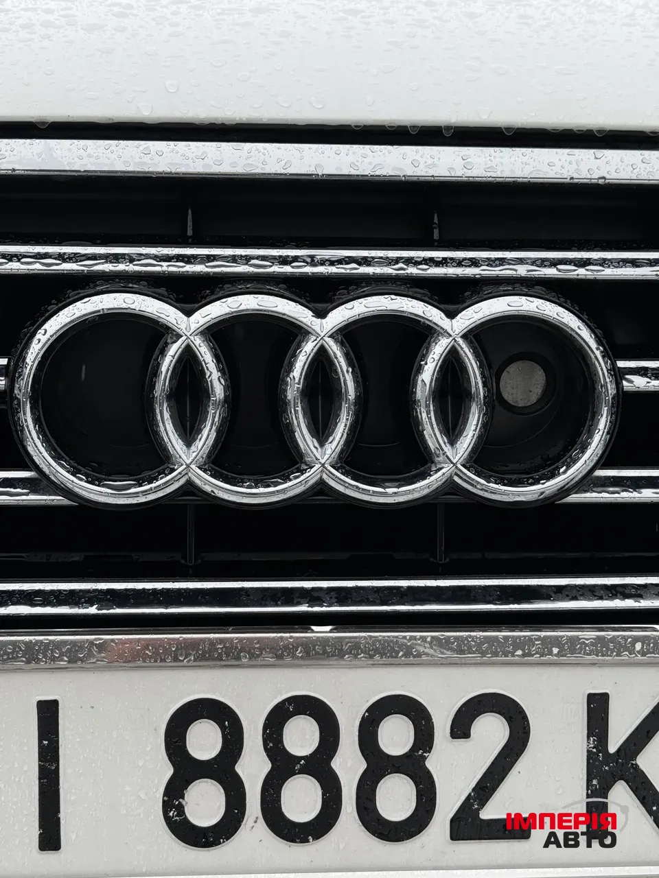 Audi A8 - фото 14