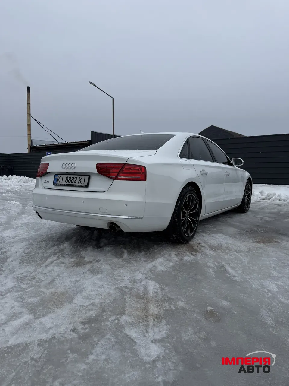 Audi A8 - фото 3