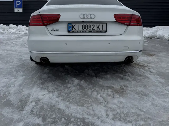 Audi A8 - фото 5