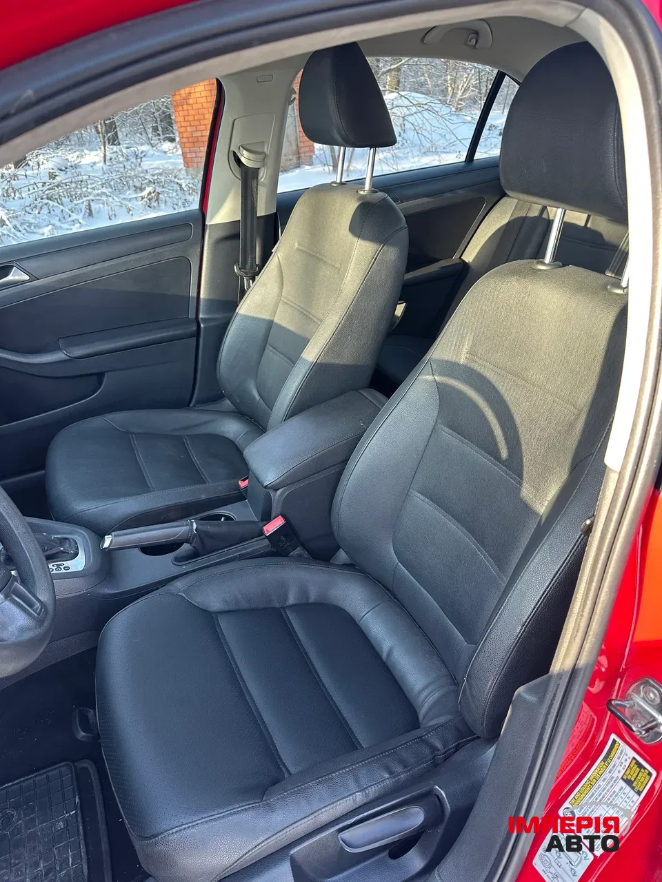 Volkswagen Jetta - фото 18