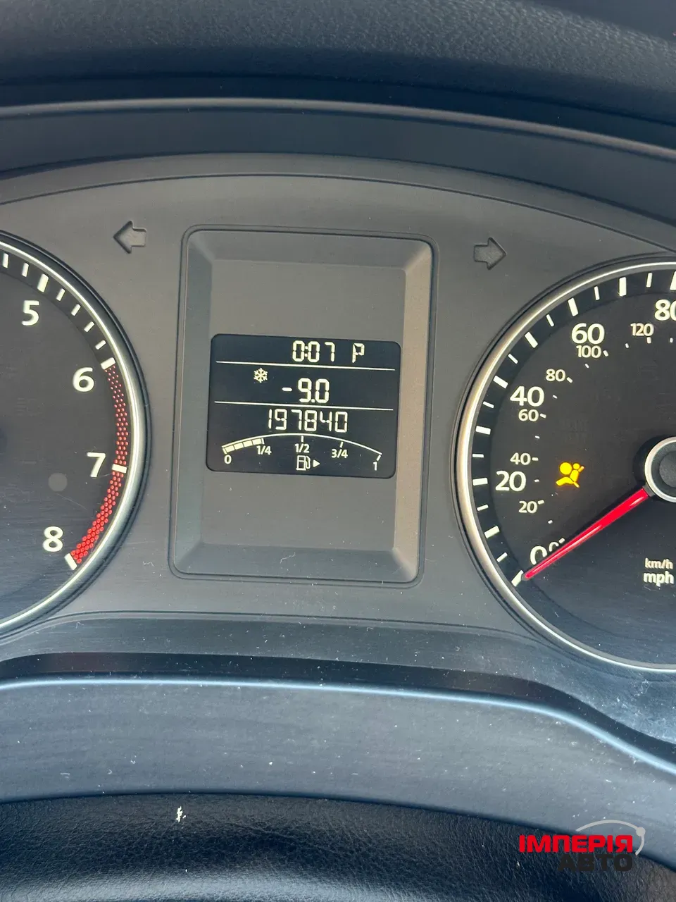 Volkswagen Jetta - фото 26