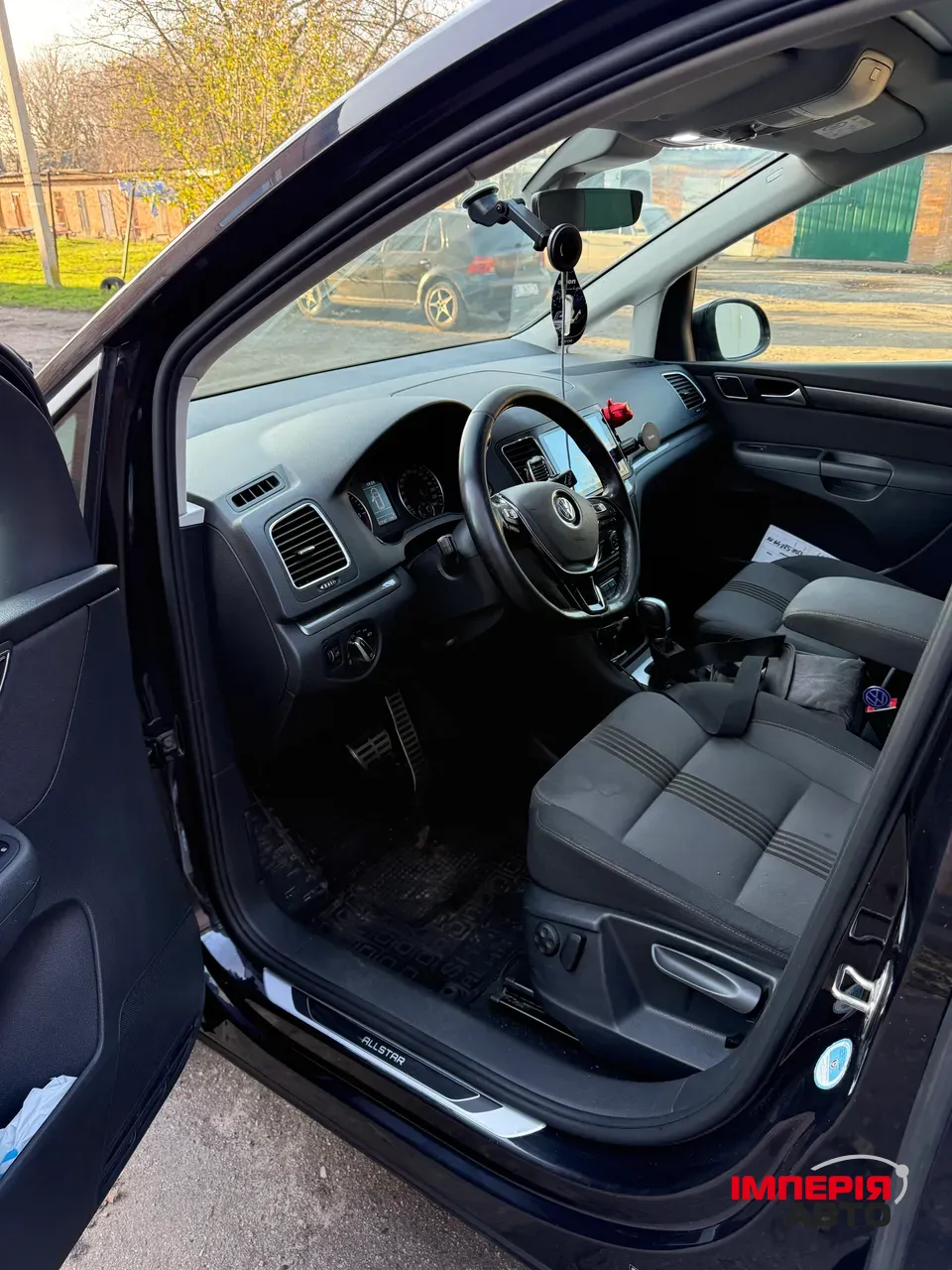 Volkswagen Sharan - фото 8