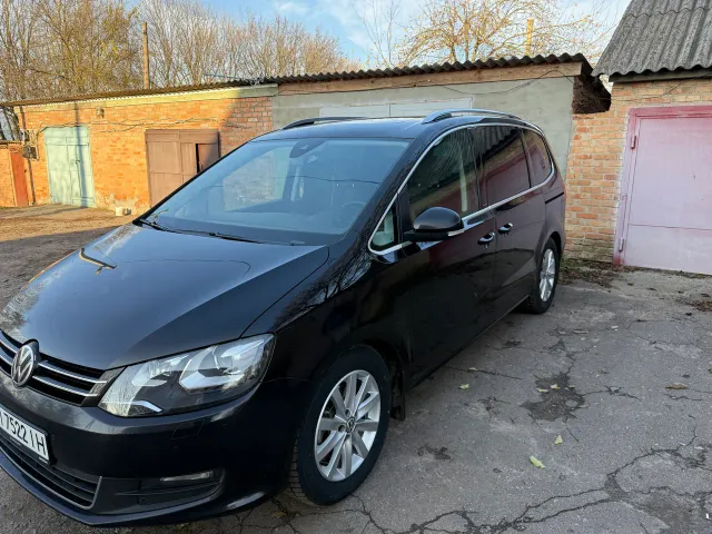 Volkswagen Sharan - фото 4