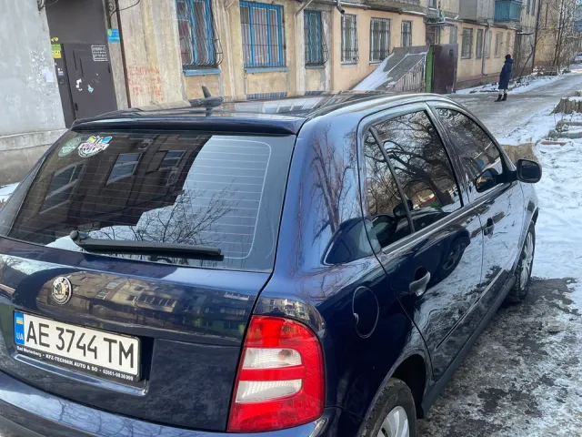 Skoda Fabia - фото 3