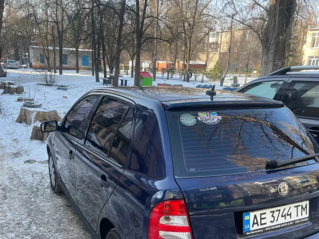 Skoda Fabia - фото 4