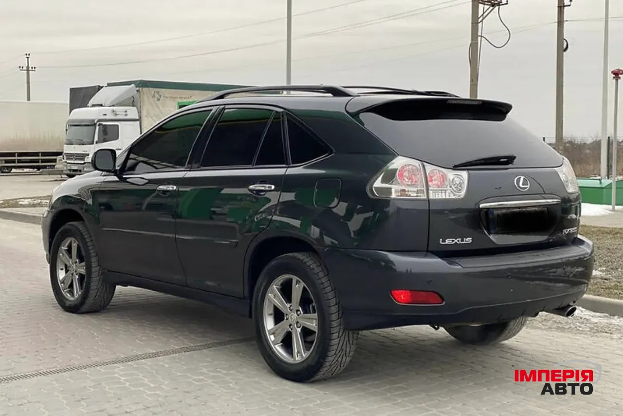Lexus RX - фото 2