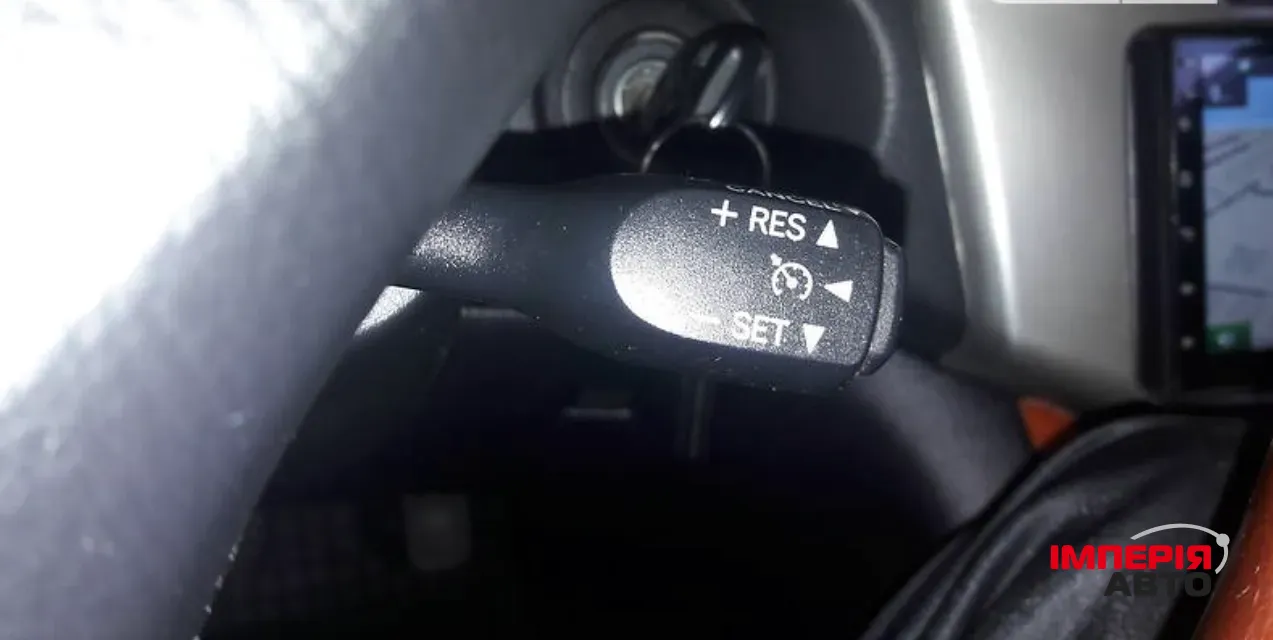 Lexus RX - фото 31