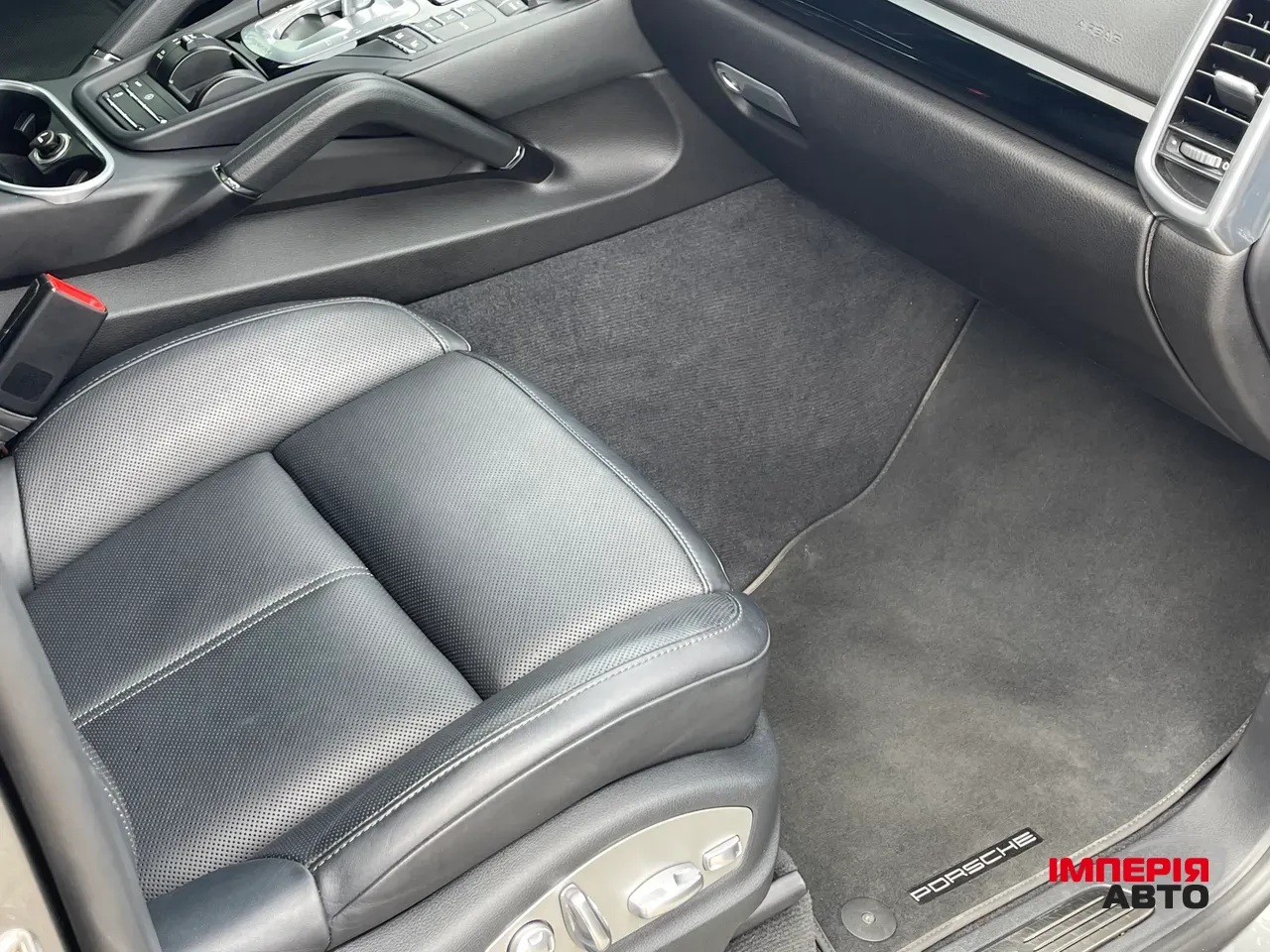 Porsche Cayenne - фото 2