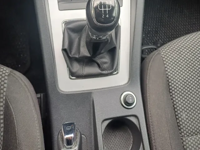 Skoda Octavia - фото 3