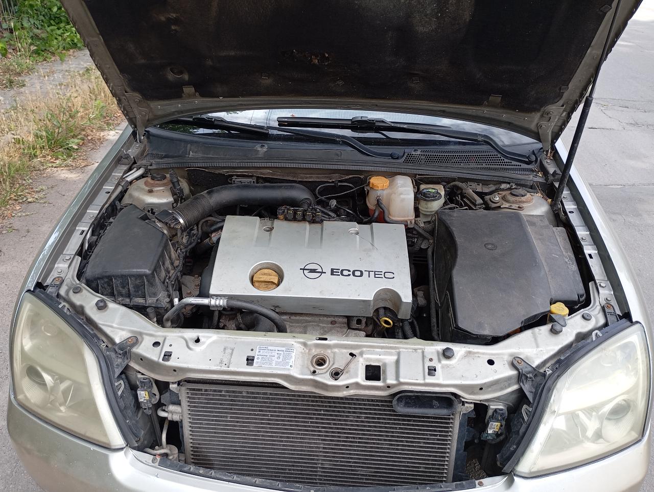 Opel Vectra - фото 15