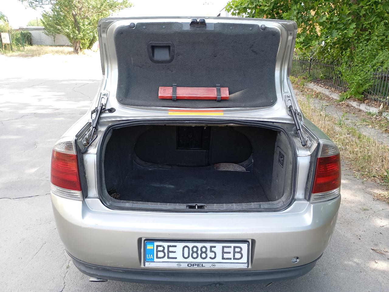 Opel Vectra - фото 12