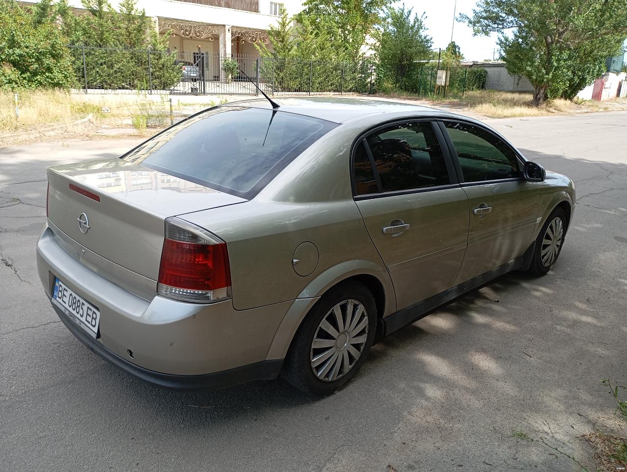 Opel Vectra - фото 10