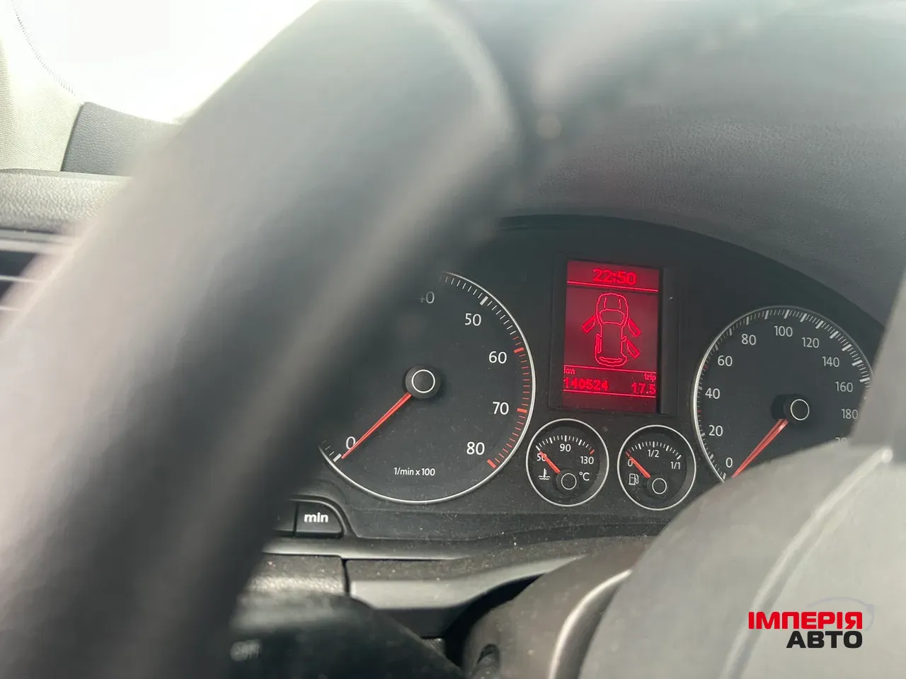 Volkswagen Golf - фото 11