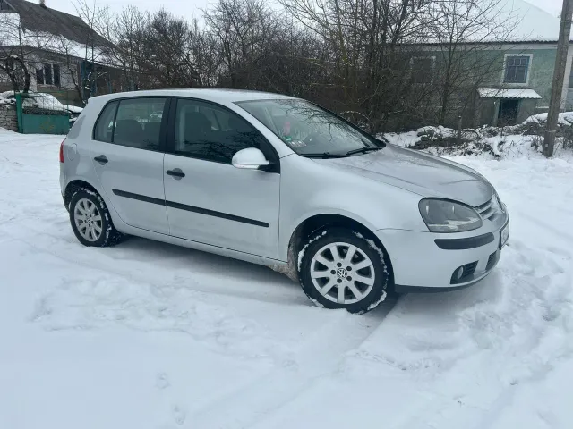 Volkswagen Golf - фото 5