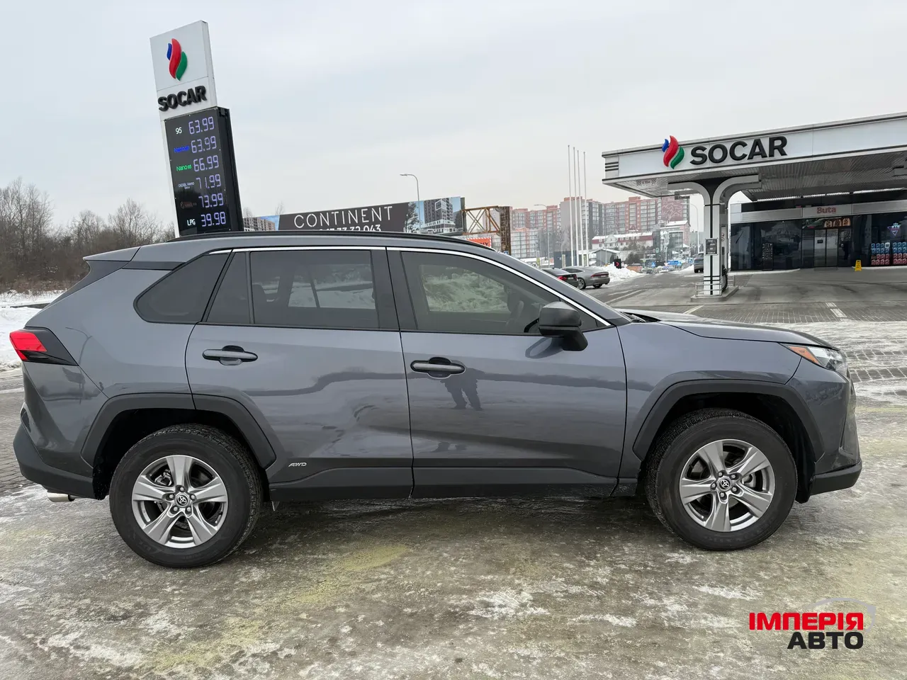 Toyota RAV4 - фото 6
