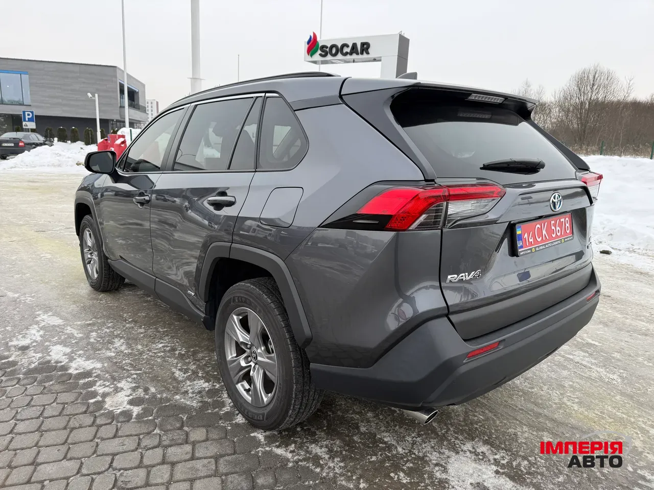 Toyota RAV4 - фото 9