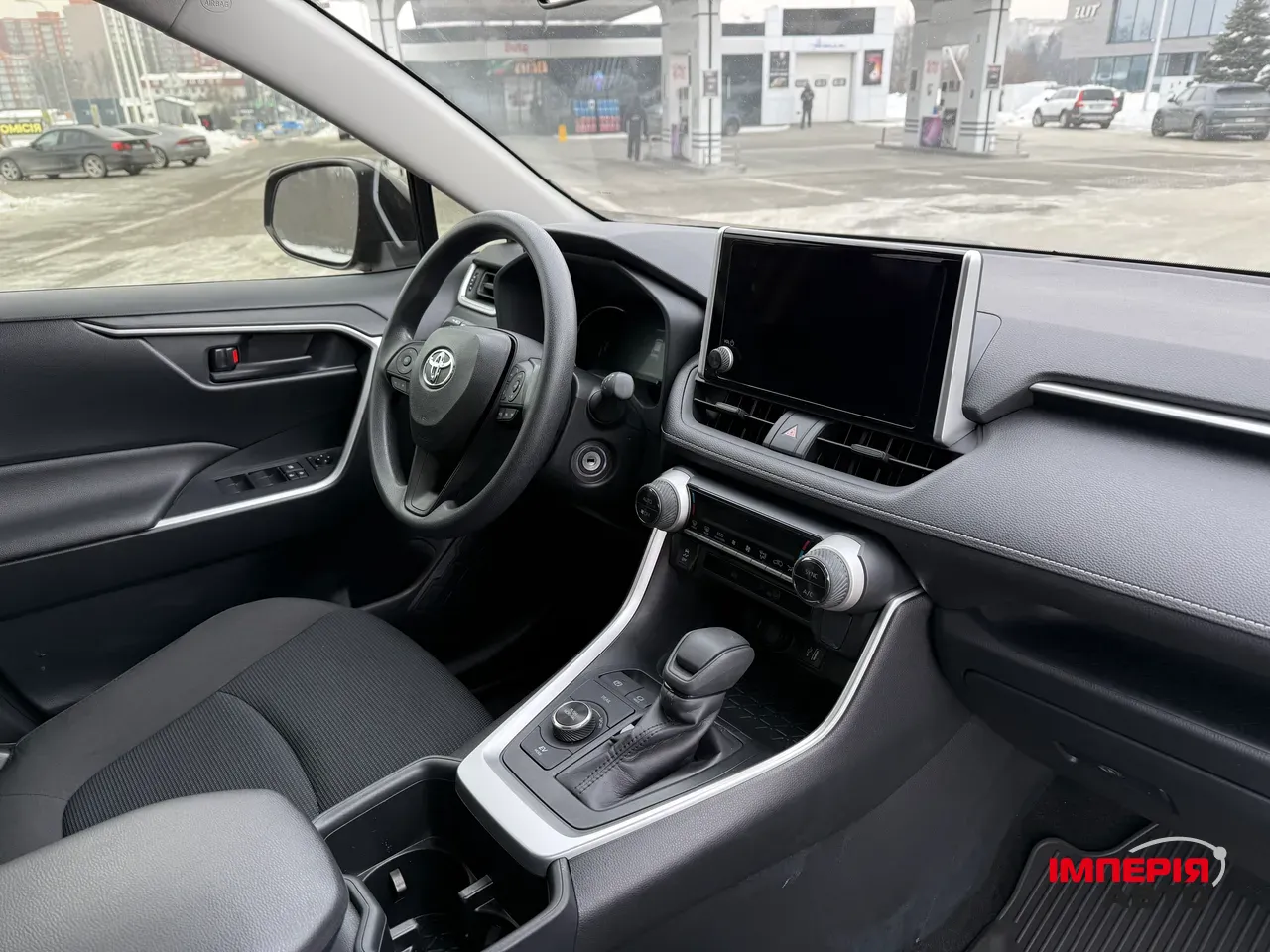 Toyota RAV4 - фото 17