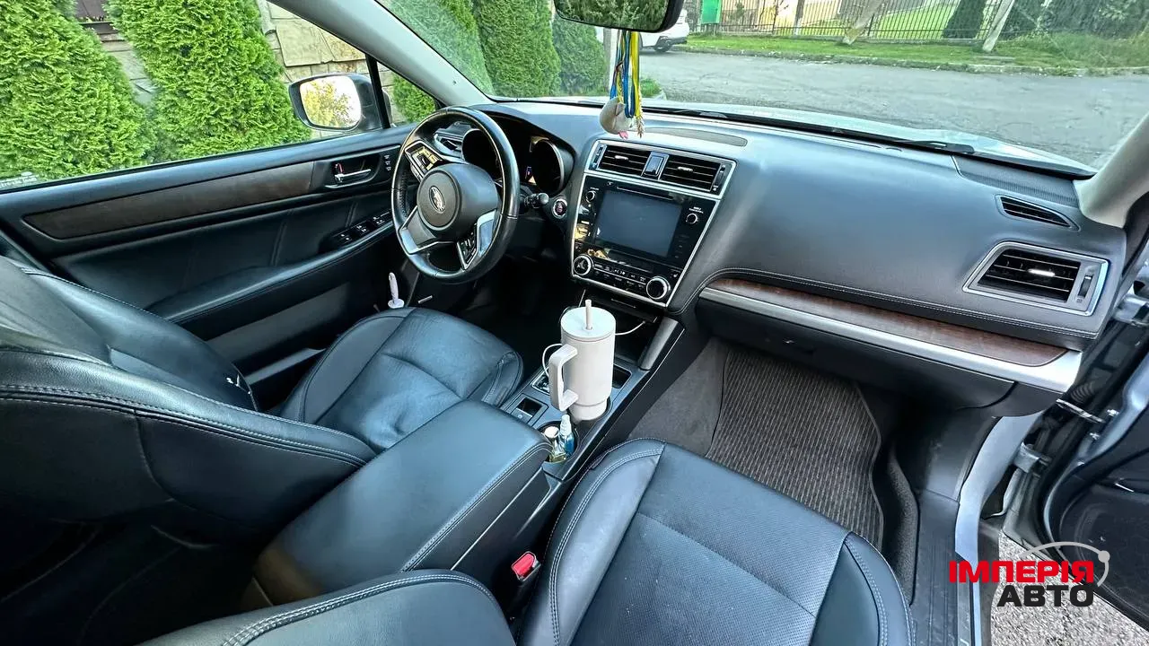 Subaru Outback - фото 2