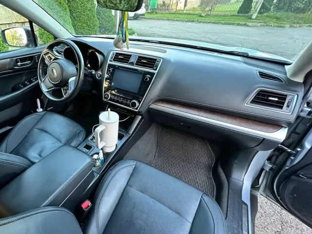 Subaru Outback - фото 2