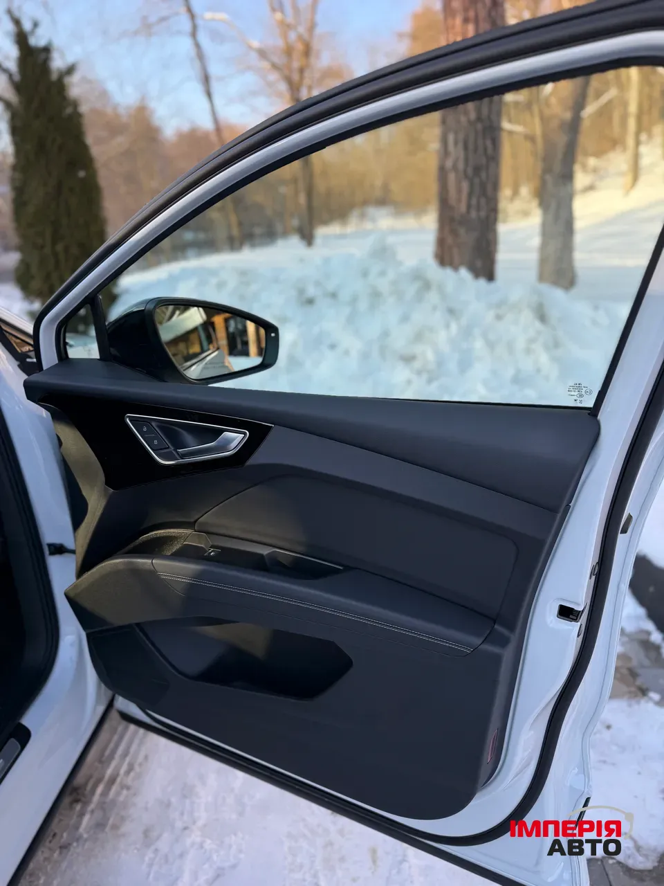 Audi Q4 e-tron - фото 24