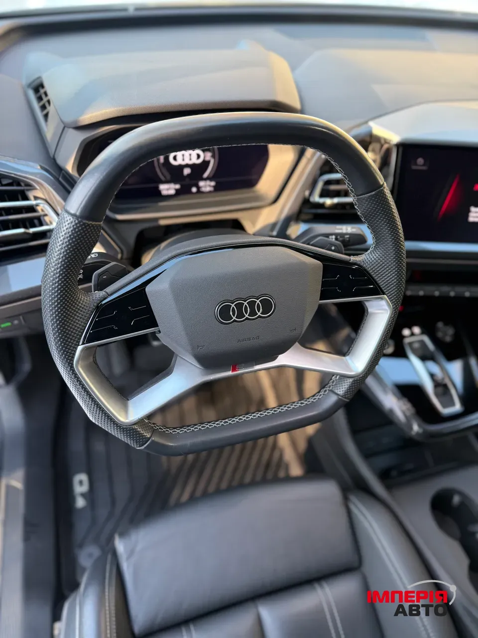 Audi Q4 e-tron - фото 39