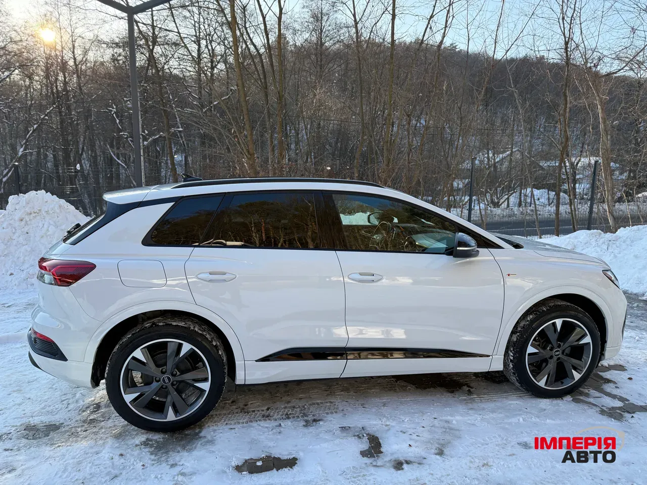 Audi Q4 e-tron - фото 18