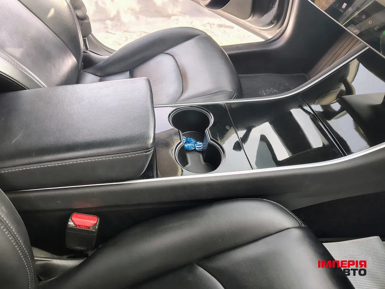 Tesla Model 3 - фото 30