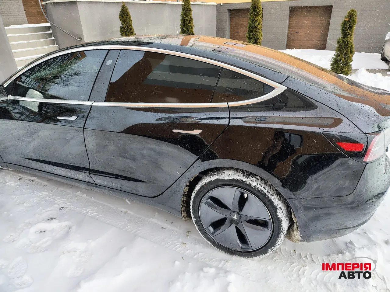 Tesla Model 3 - фото 10